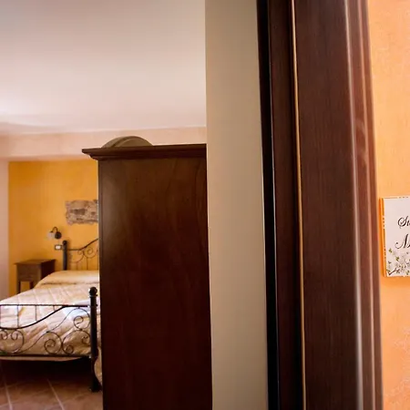 Bed & Breakfast Sikania 3*