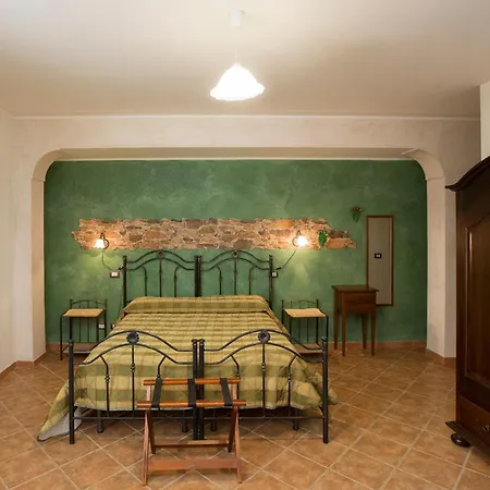 Sikania Bed & Breakfast 4*