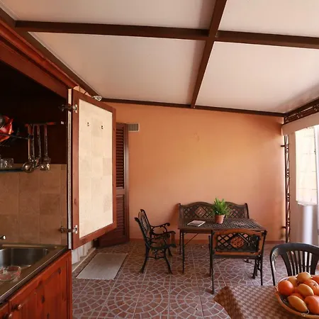 Bed & Breakfast Sikania 3*